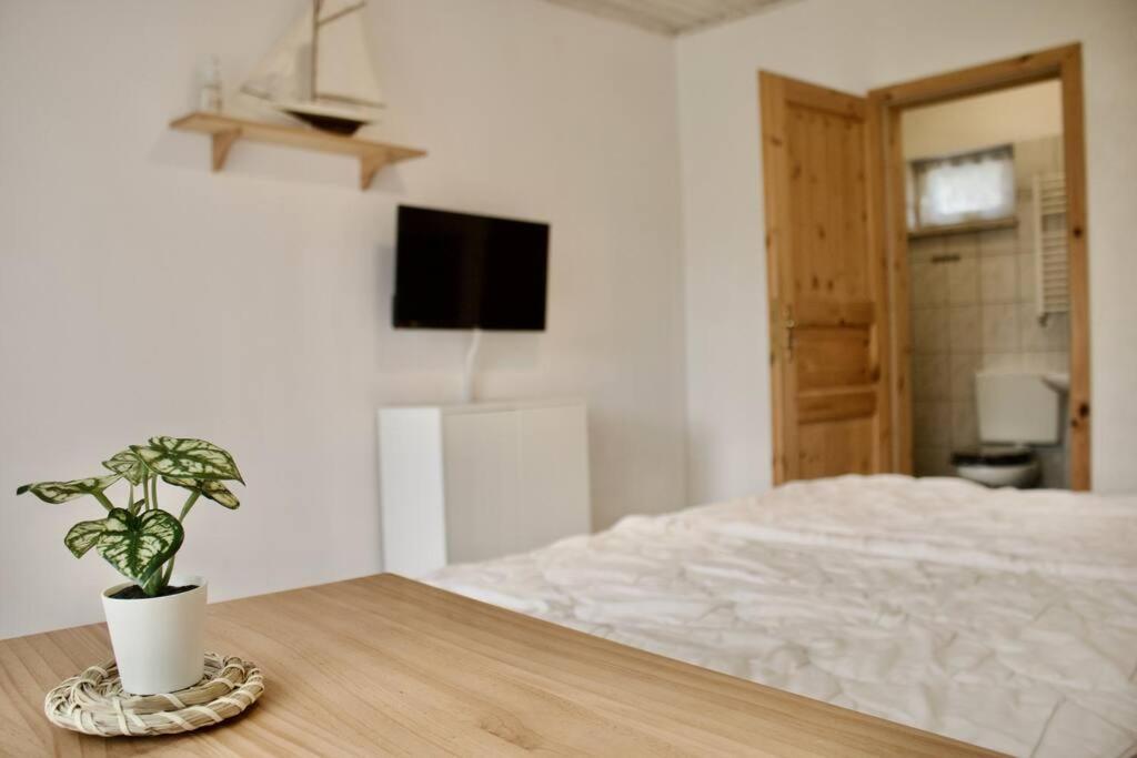 Schoener Gartenbungalow Sellin  Εξωτερικό φωτογραφία